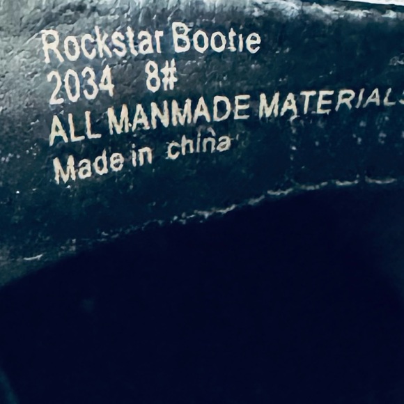 Seven7 Size 8 Austin Black Western Style Ankle Boots-Pointed Toe-Silver Star - Picture 8 of 8